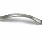 METAL HANDLE 96mm BRUSHED NICKEL 038 ESTAMP 7150