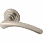 DOOR HANDLE ZAMAK SATIN NICKEL W/ ROSSETTE {OVAL KEY HOLE} HERRA R-333