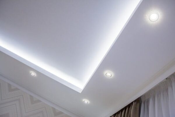 LED Strip light 24v 500 2835 4000k 12w/m IP67